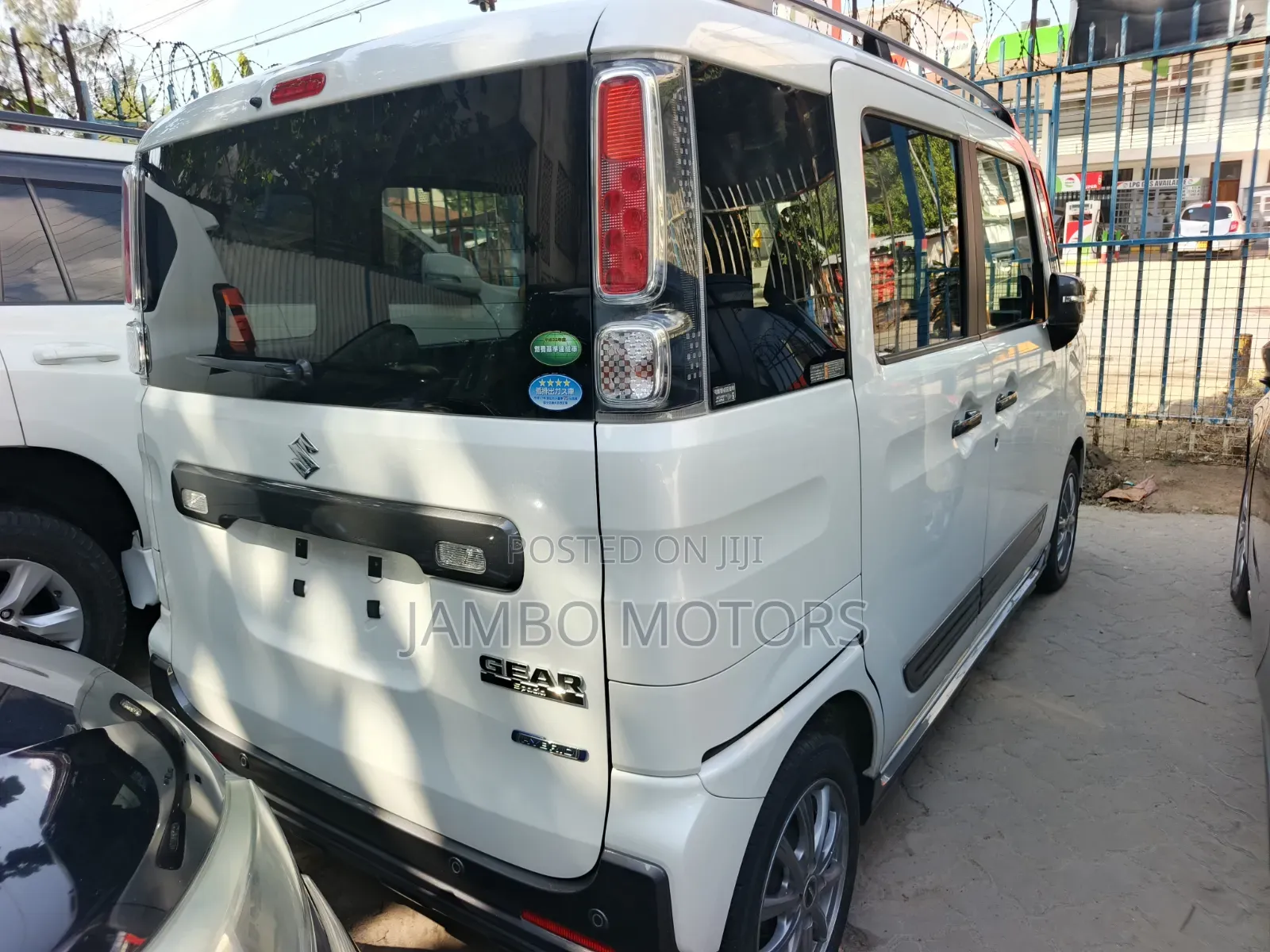 Suzuki Spacia 660 Hybrid FWD 2021 White