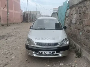 Toyota Raum 2004 Silver