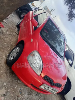 Toyota Vitz 2008 Red