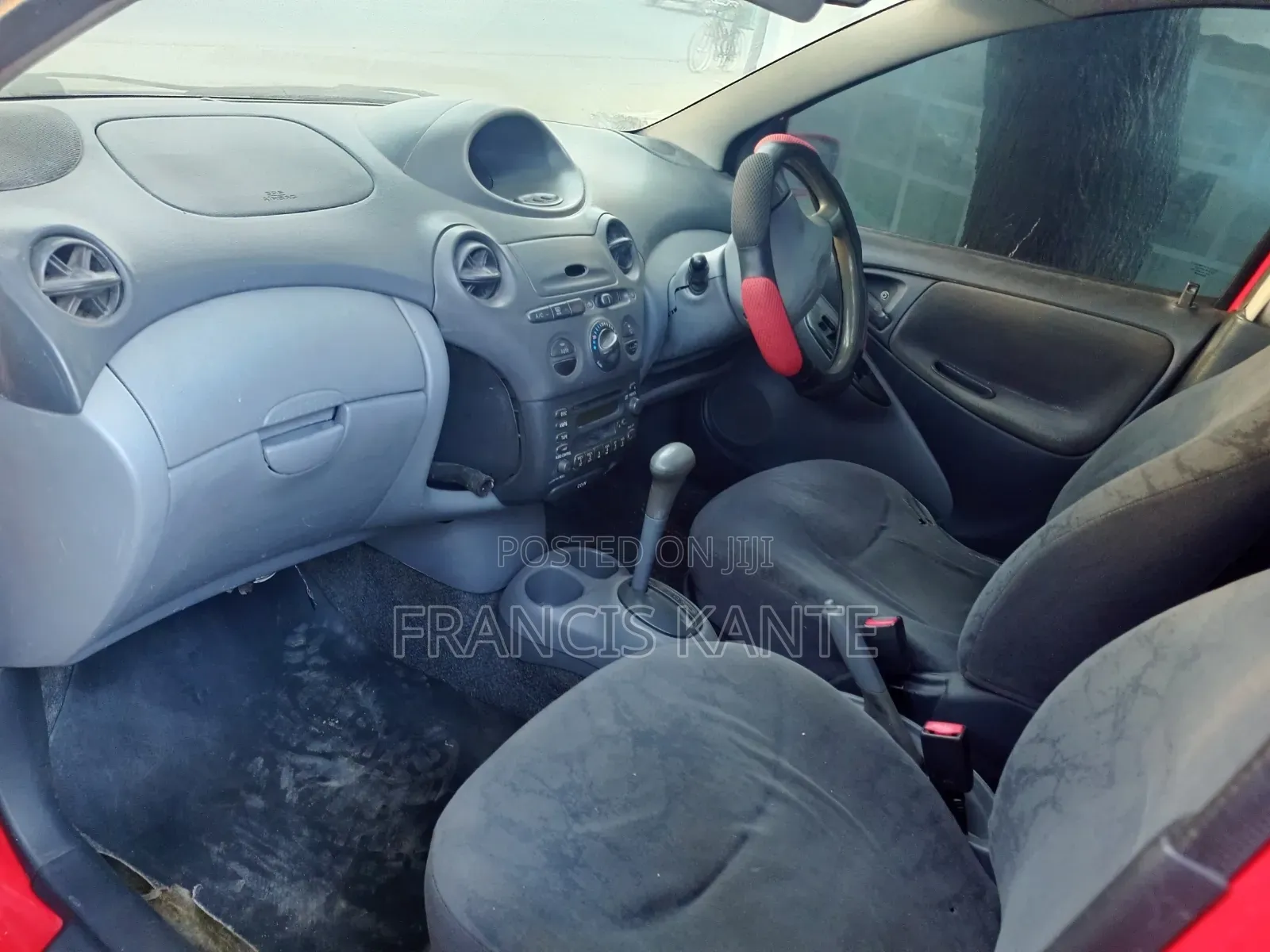 Toyota Vitz 2008 Red