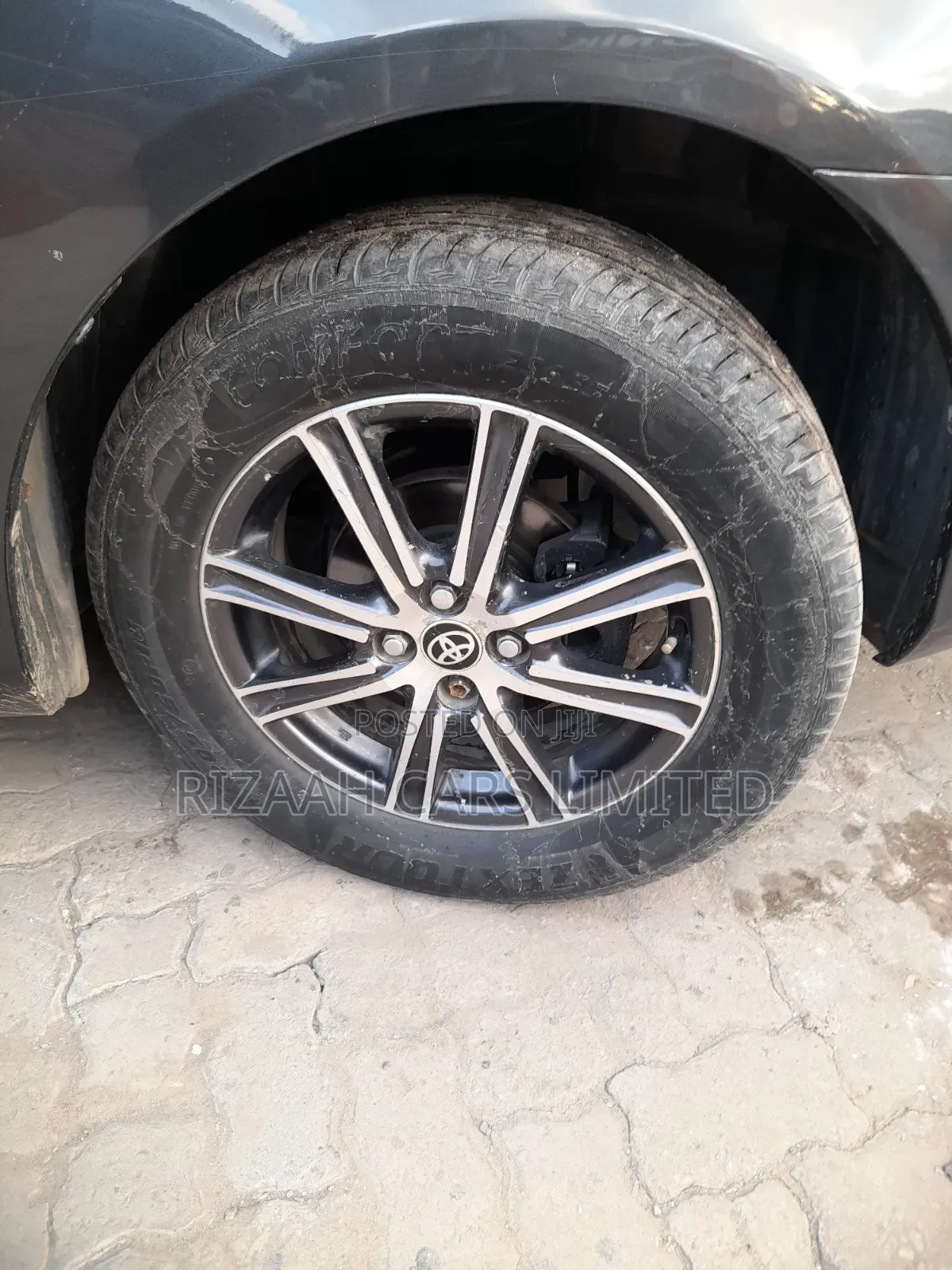 Toyota Axio 2013 Gray