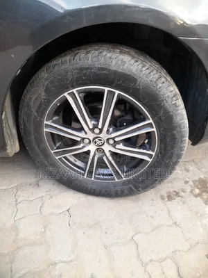 Toyota Axio 2013 Gray