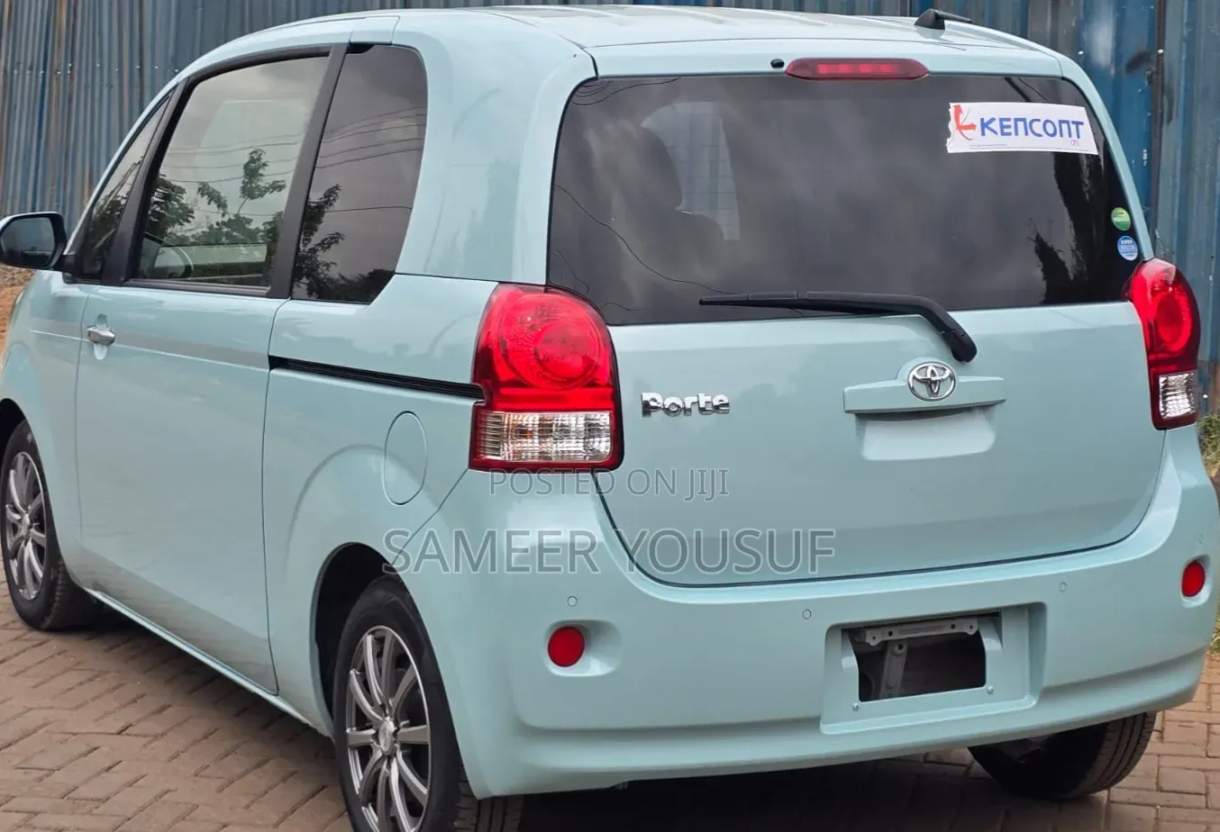 Toyota Porte 2020 Blue