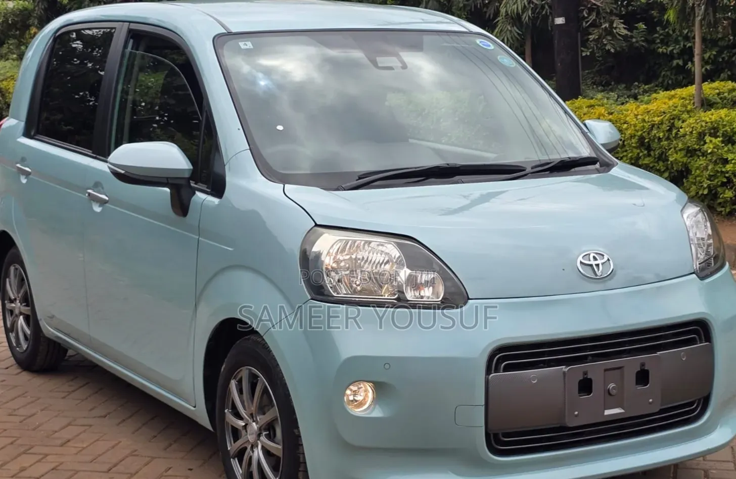 Toyota Porte 2020 Blue