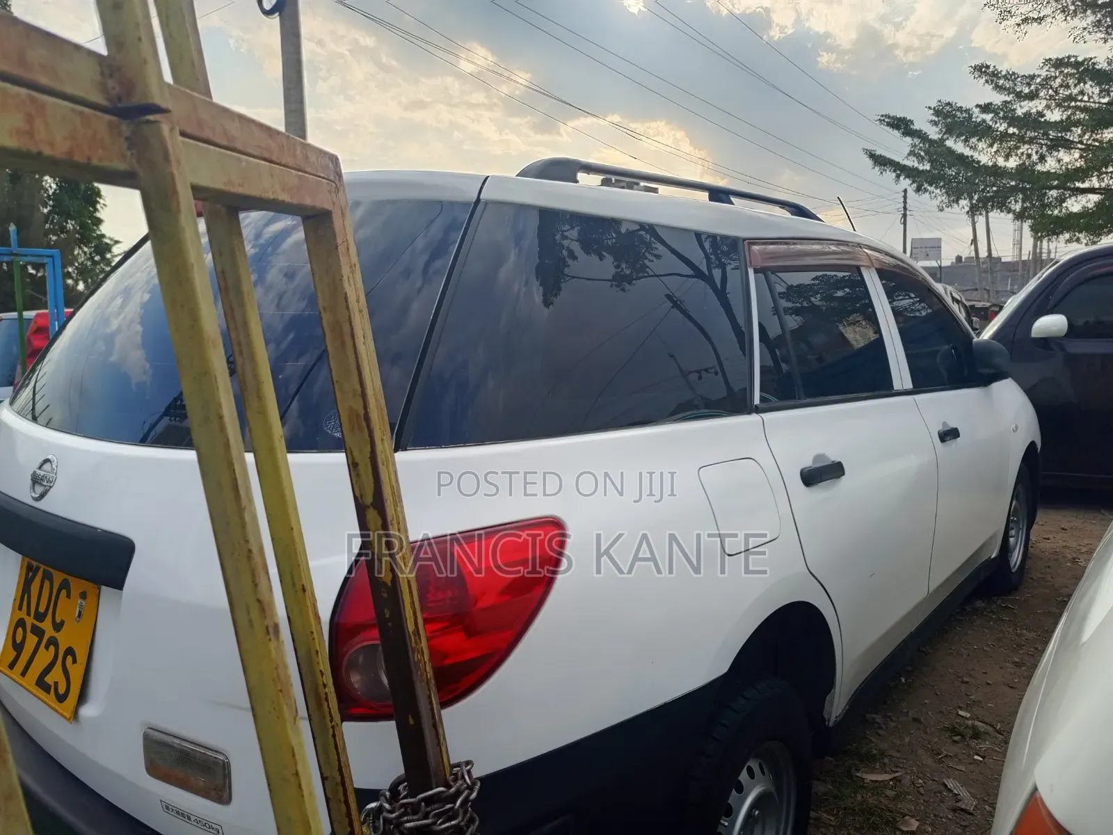 Nissan Advan 2013 Silver