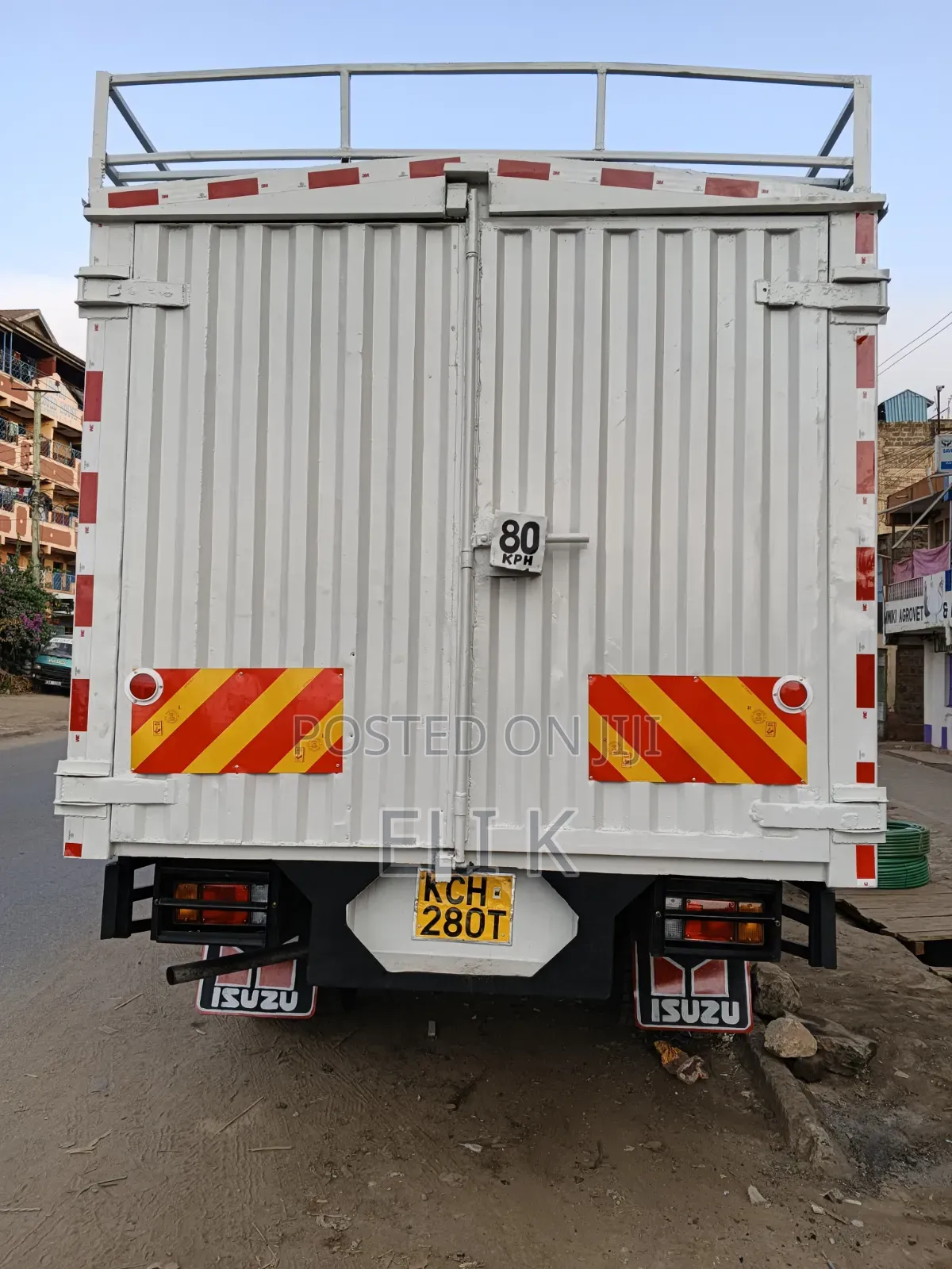 Isuzu NPR Lorry