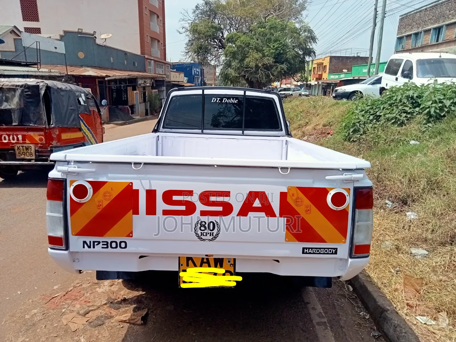 Nissan Hardbody 2008 White