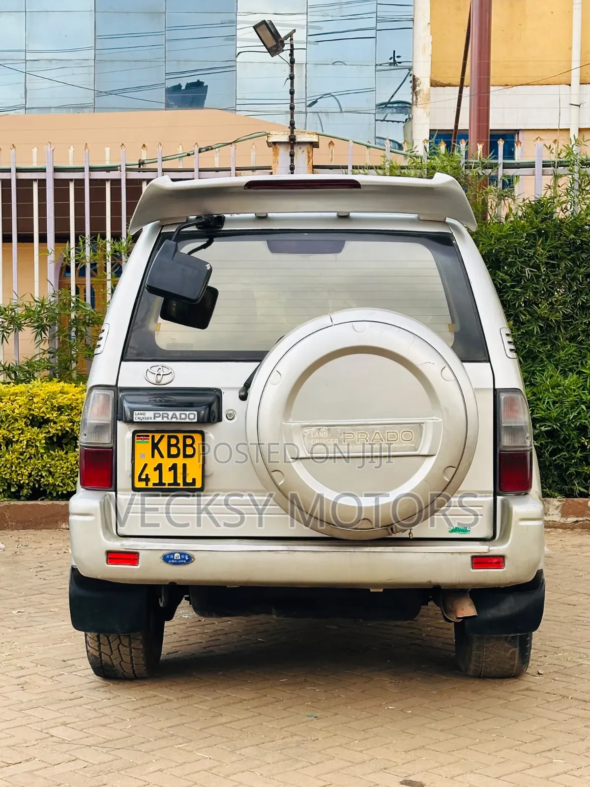 Toyota Land Cruiser Prado 2001 Silver