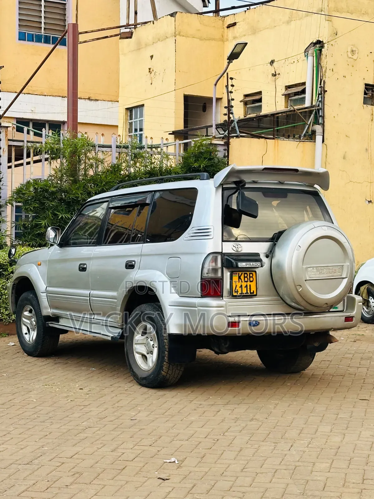 Toyota Land Cruiser Prado 2001 Silver