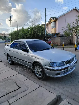 Nissan FB15 2009 Silver