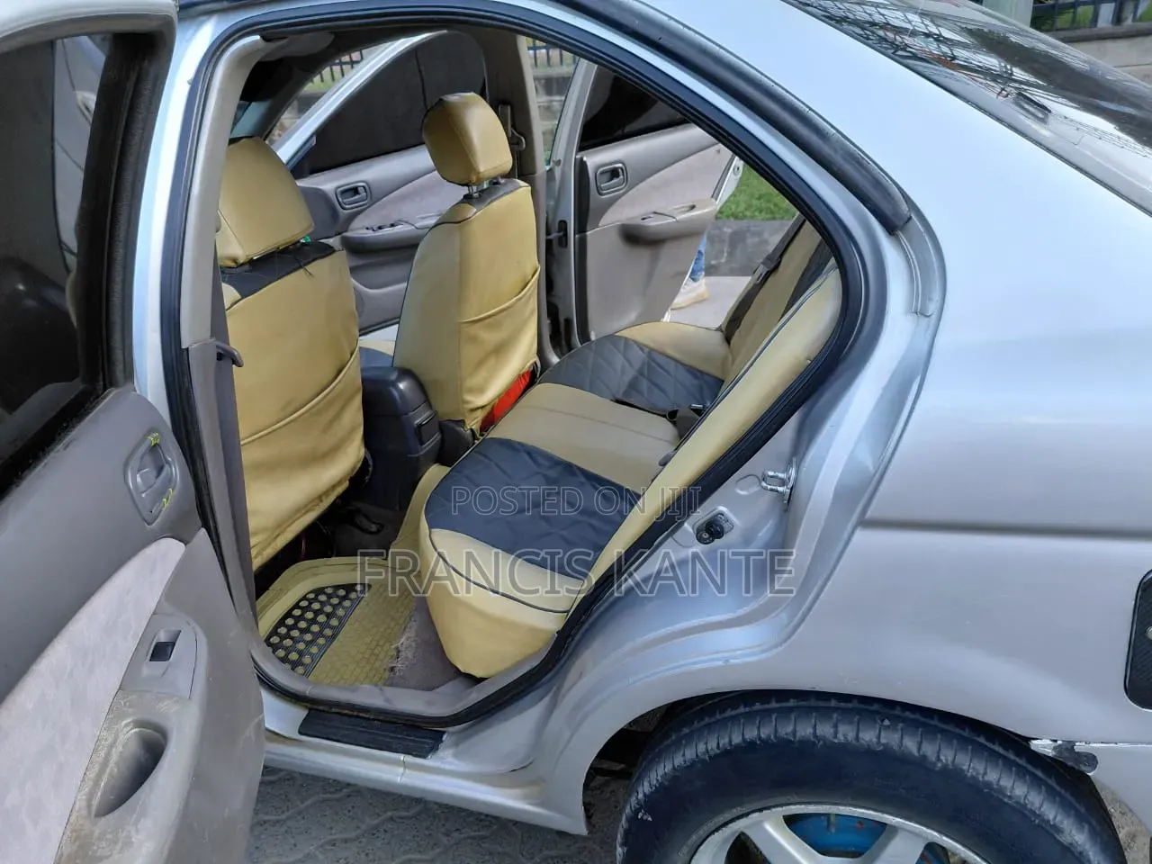 Nissan FB15 2009 Silver