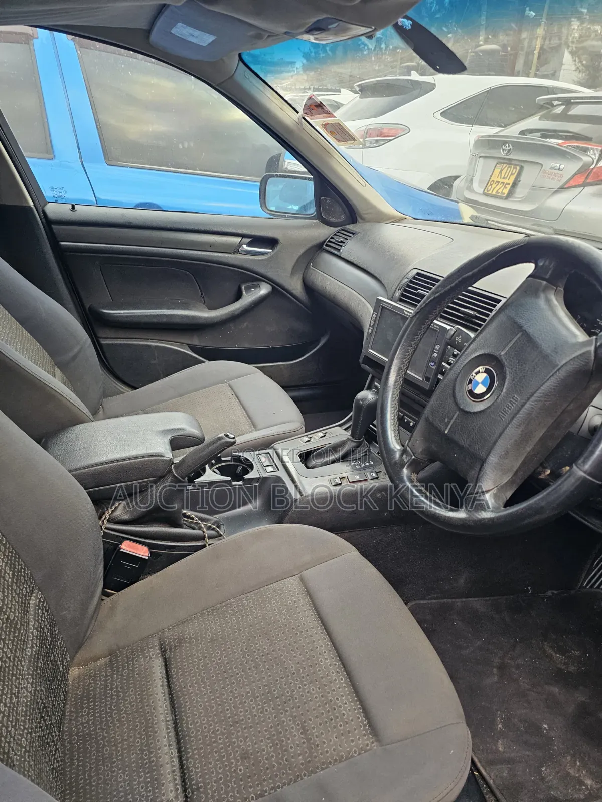 Nissan Serena 2014 Silver