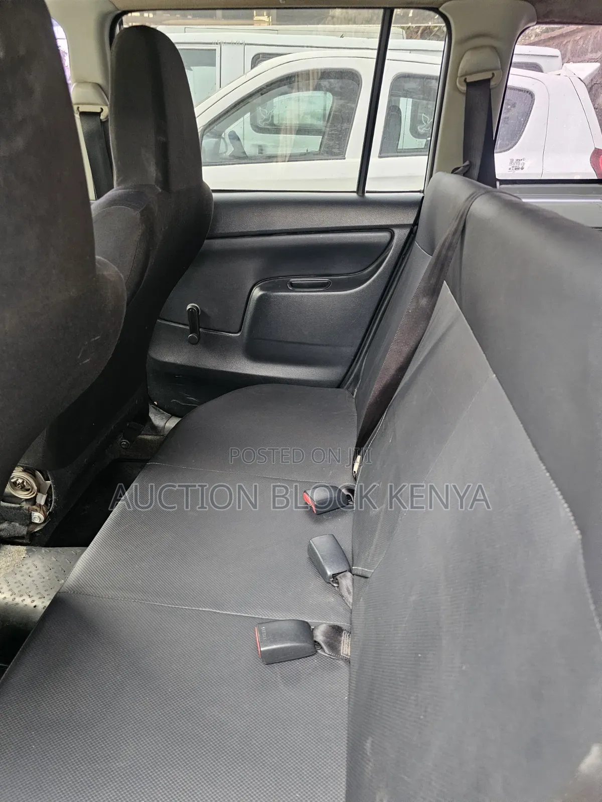 Nissan Serena 2014 Silver