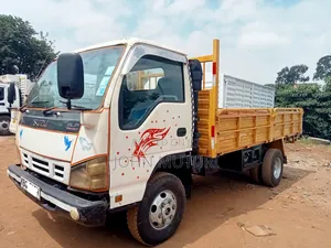 Isuzu NPR 4.3