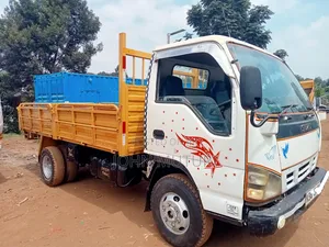 Isuzu NPR 4.3