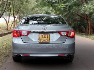 Toyota Mark X 2011 Silver