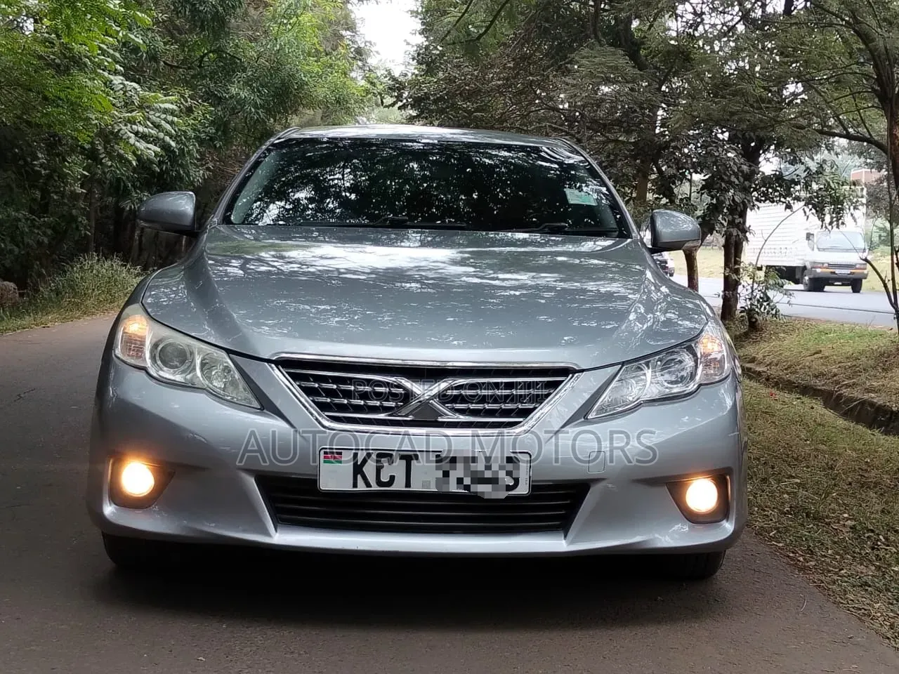 Toyota Mark X 2011 Silver