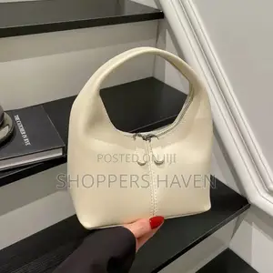 Petite Ladies Handbag