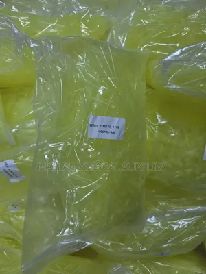Disposable Yellow Micropipette Tips 200μL – Lab Consumables
