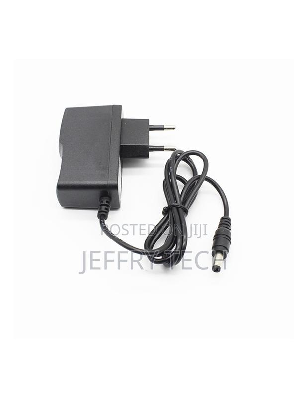 5v/1000mA DC Charger Power Supply With 5.5mm X 2.1mm Plug