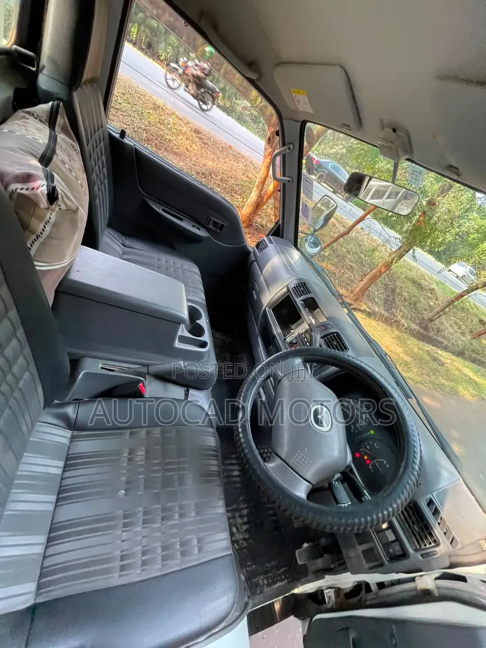 Mazda Bongo 2016 White