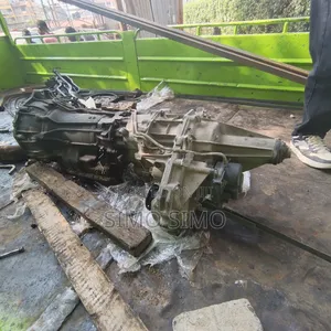 Navara D40 2015 Automatic Gearbox With Transfer