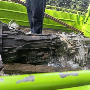 Navara D40 2015 Automatic Gearbox With Transfer