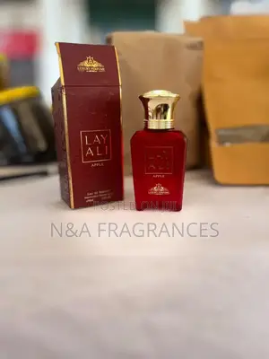 Layali Apple
