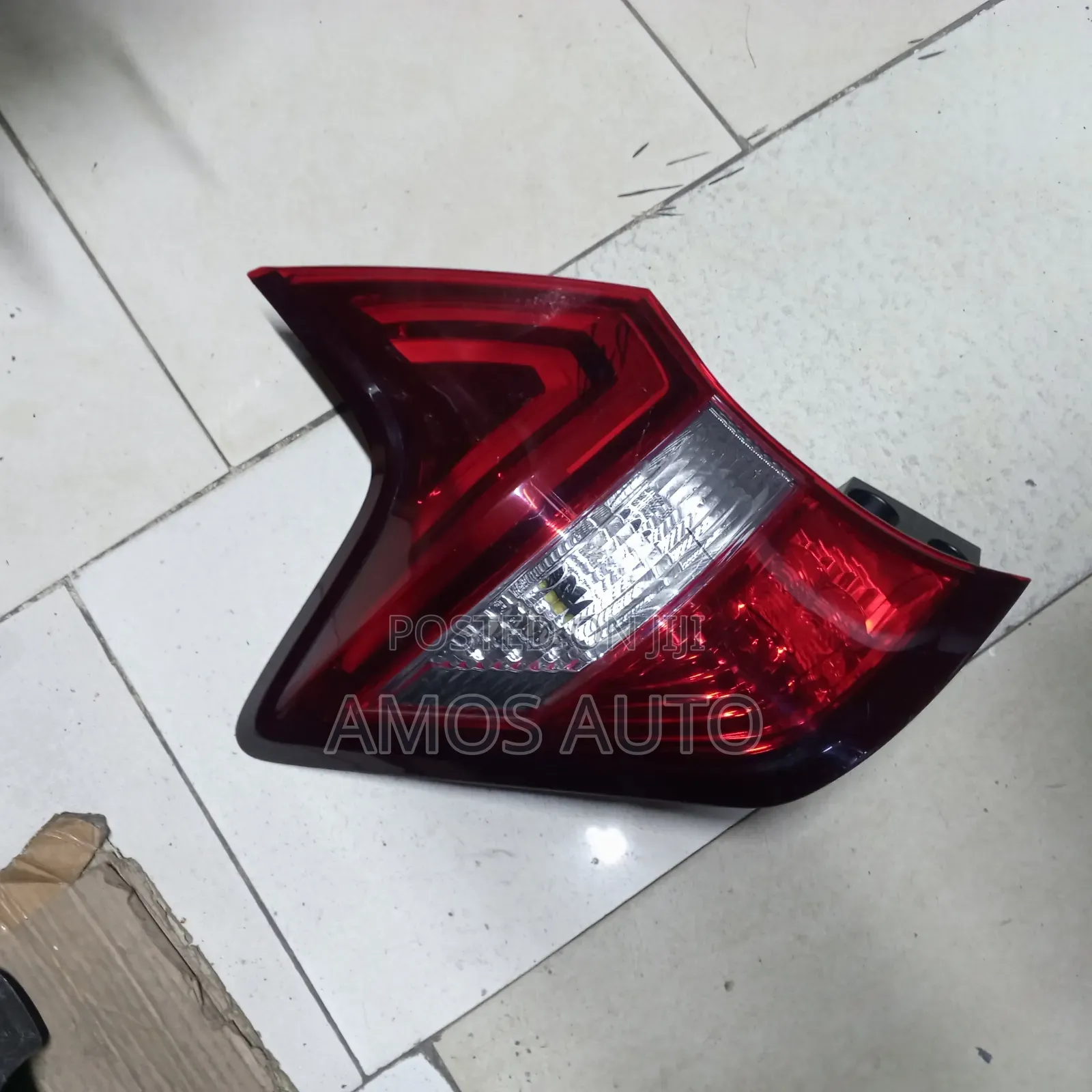 Nissan Note 2015 Taillight