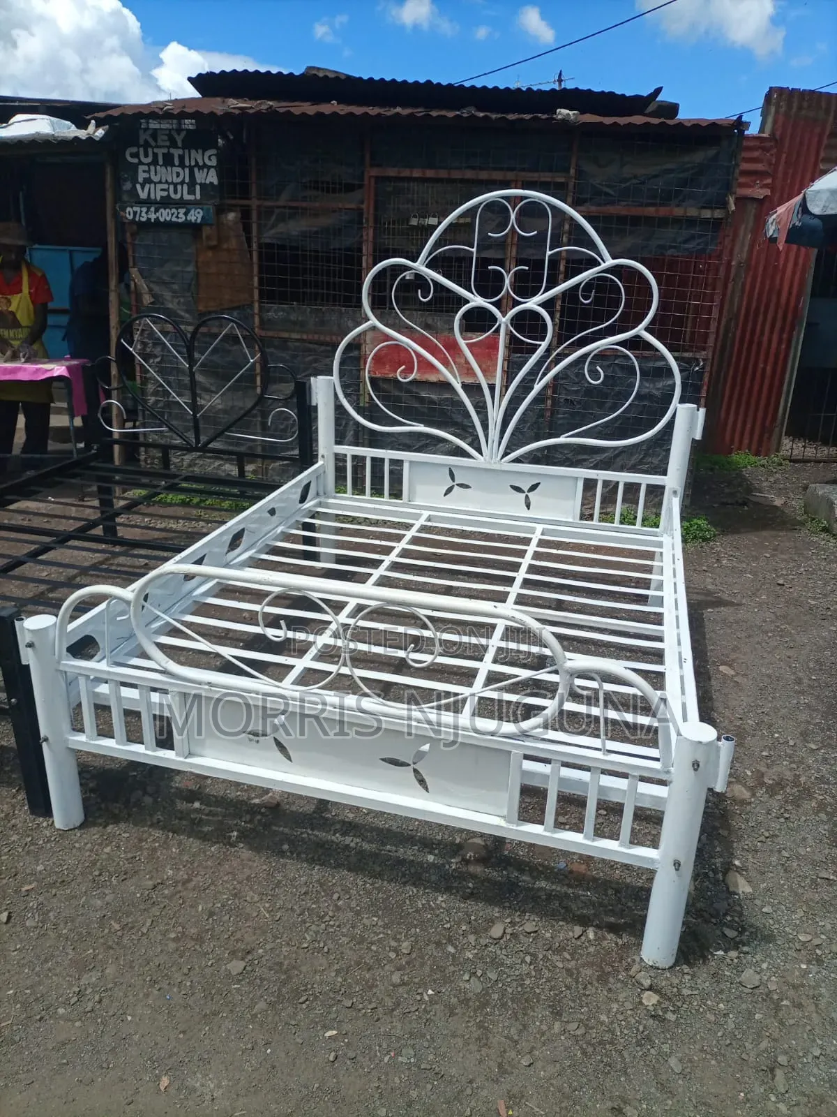 Metal Single Bed 5*6 Colour White
