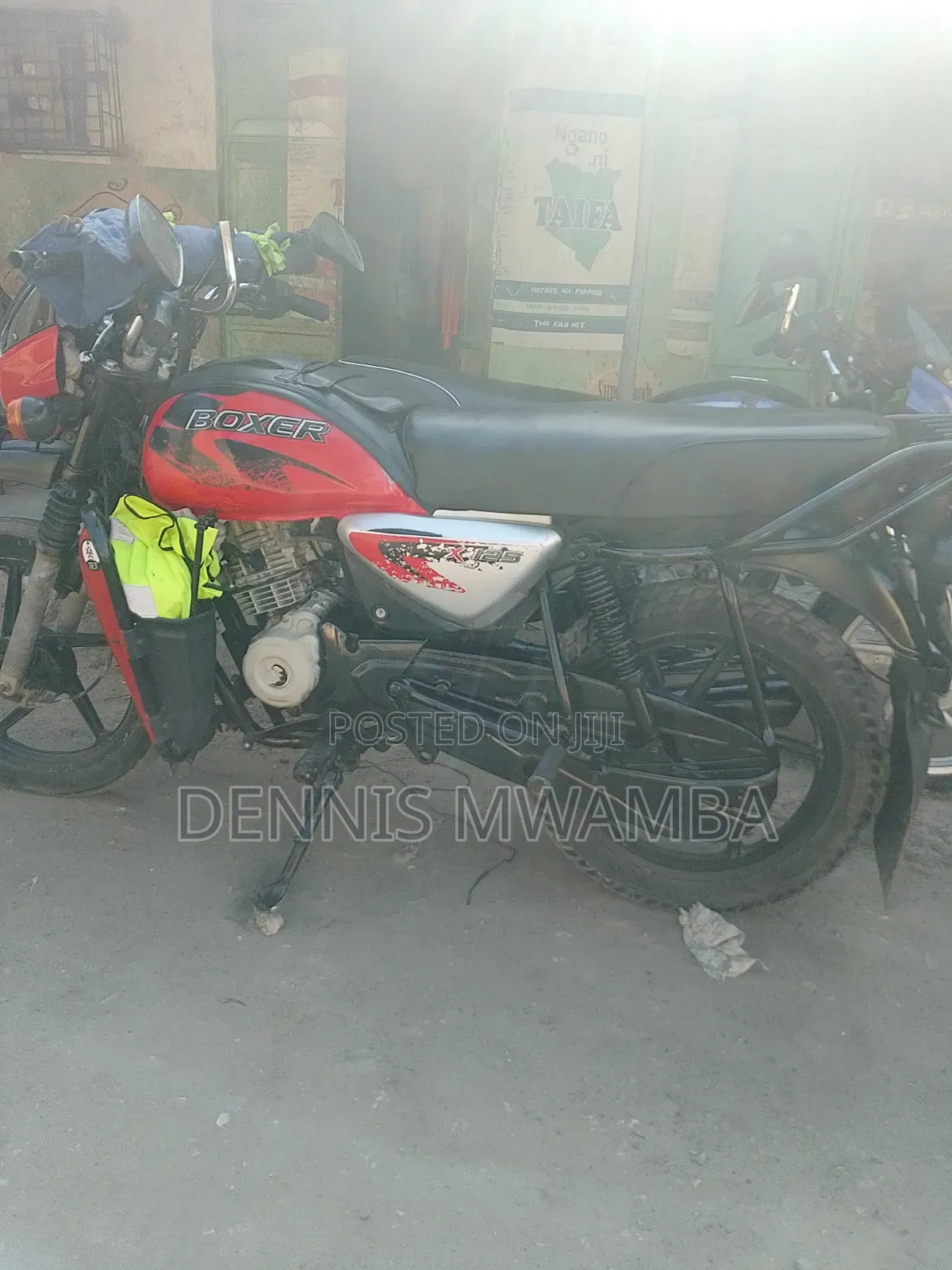 Bajaj Boxer 125 2025 Red
