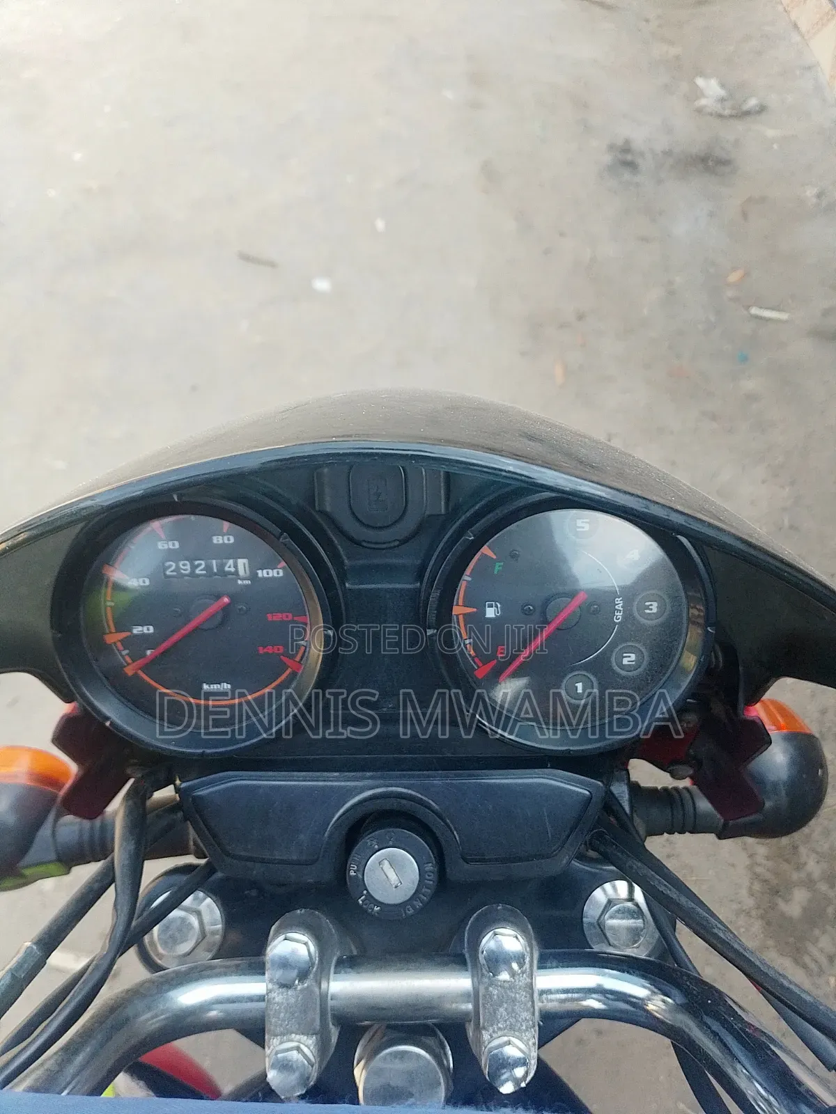 Bajaj Boxer 125 2025 Red
