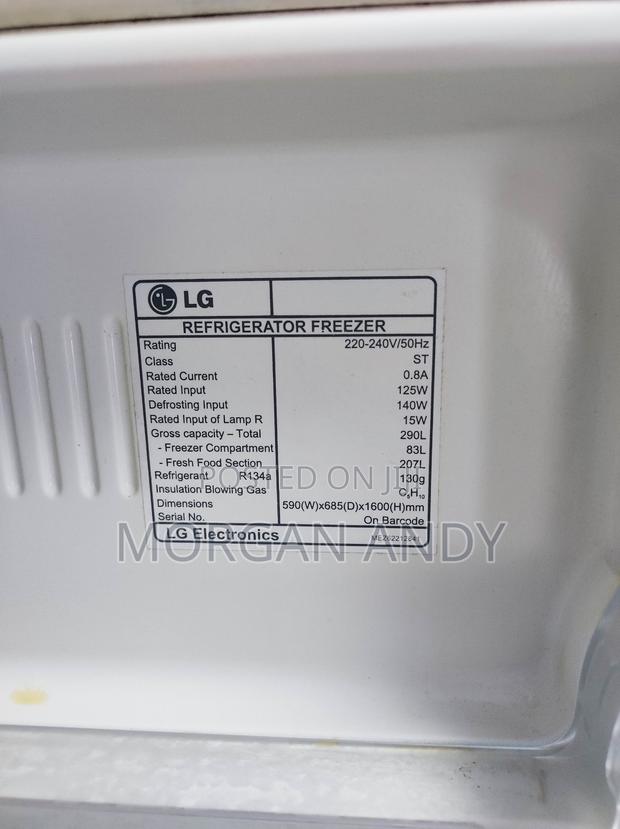LG Fridge Used but in Good Condition - thumbnail 3