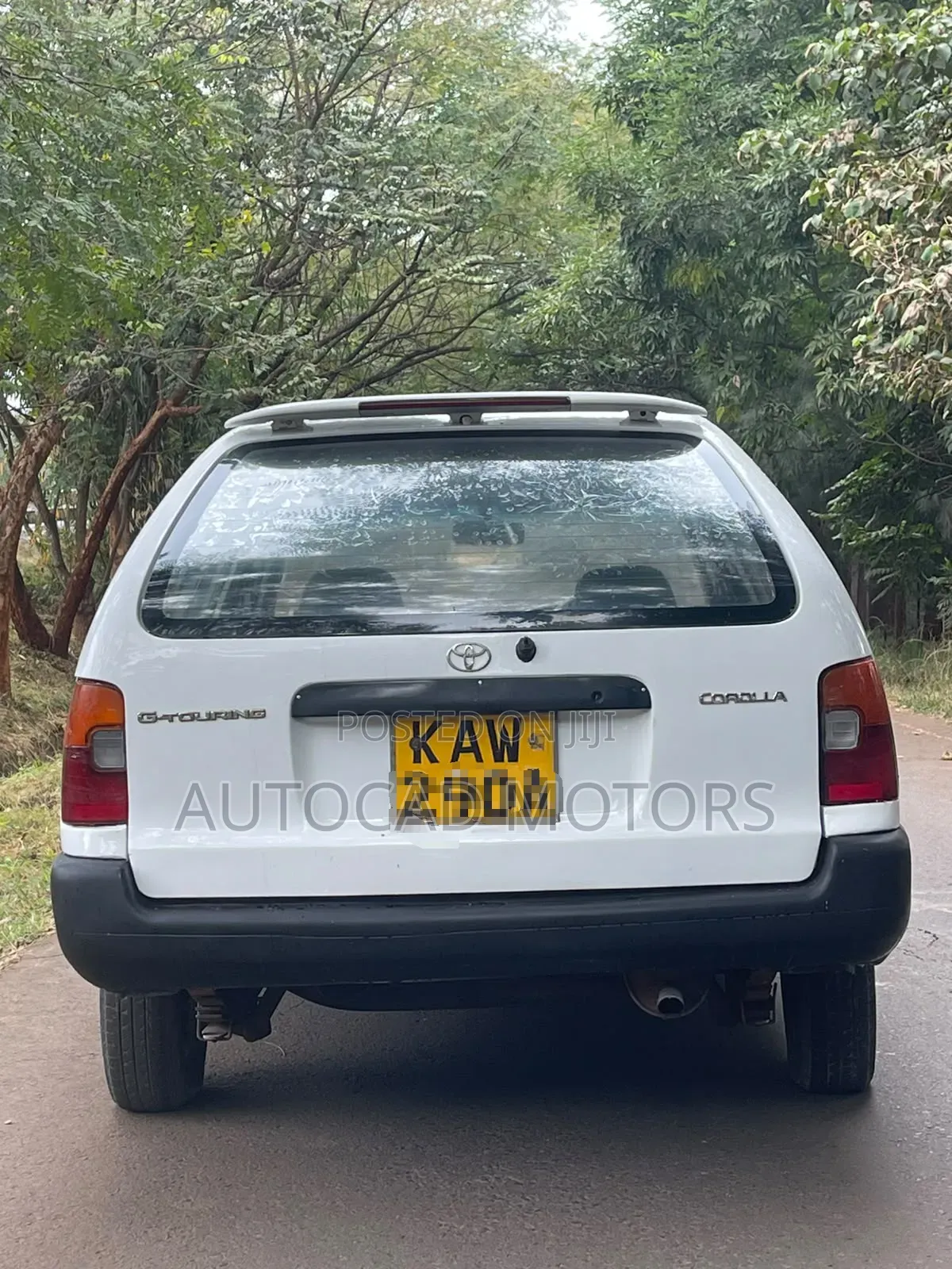 Toyota Corolla 2002 White