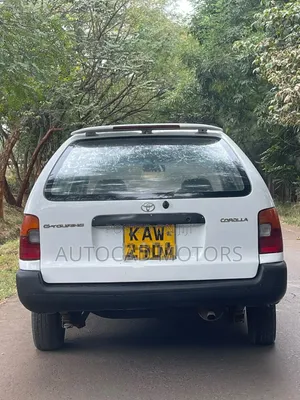 Toyota Corolla 2002 White