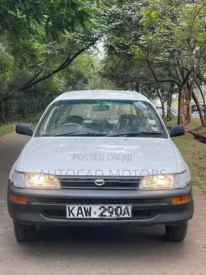 Toyota Corolla 2002 White