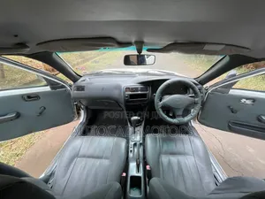 Toyota Corolla 2002 White