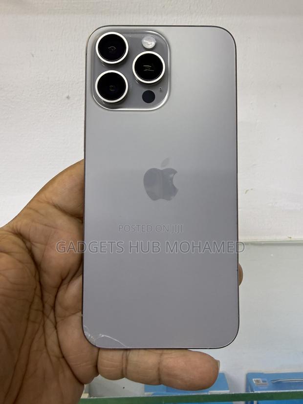Apple iPhone 15 Pro Max 256 GB