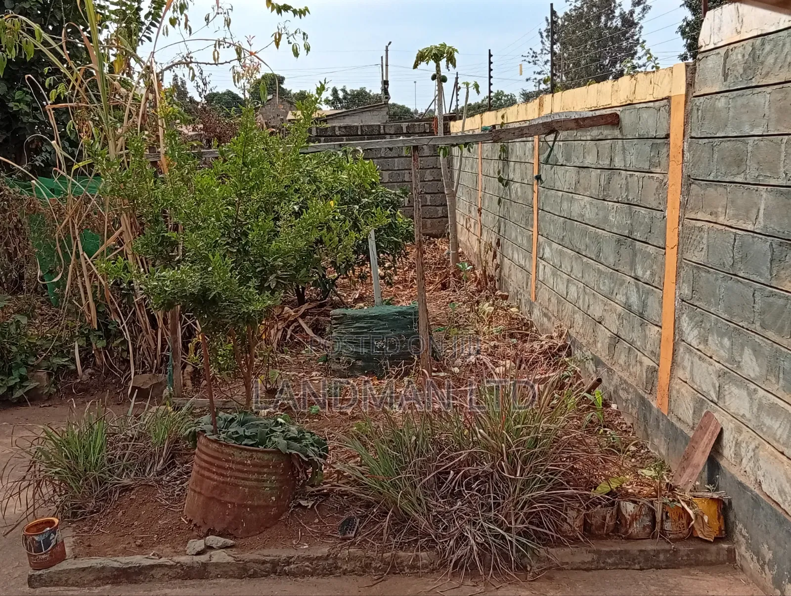4bdrm Bungalow in 20Th Avenue Estate for sale