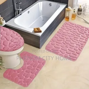 Luxurious Knit Bath Mat Set