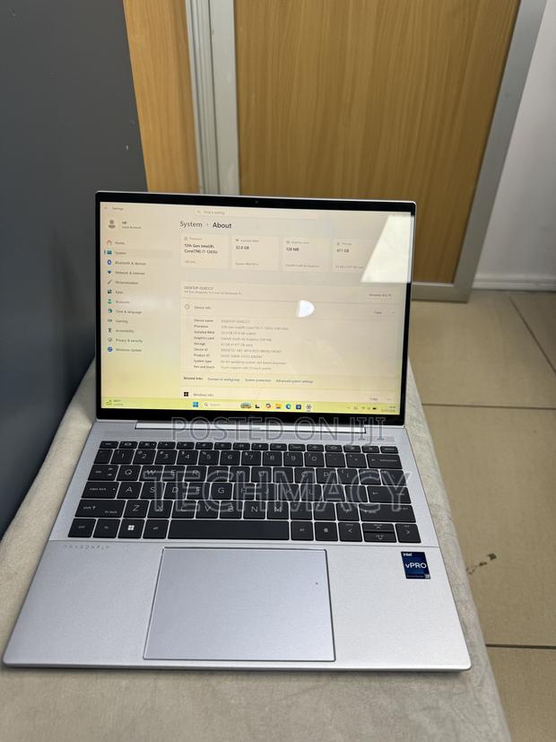 Laptop HP Dragonfly G3 32GB Intel Core i7 SSD 512GB