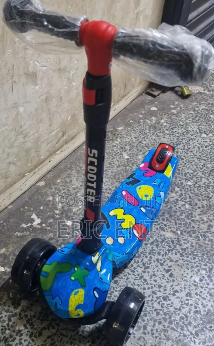 Babies Scooters With Music and Lights Blue and Black Colours Available