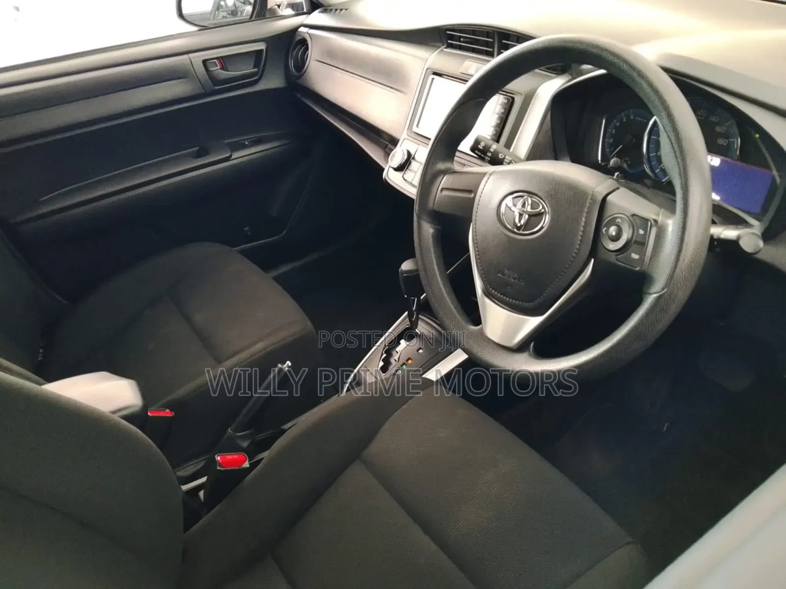 Toyota Corolla Fielder 2019 White