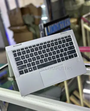 Laptop HP EliteBook 830 G8 16GB Intel Core i7 SSD 512GB