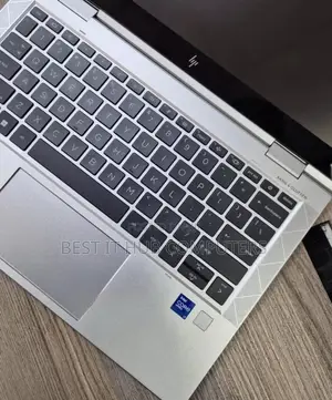 Laptop HP EliteBook 830 G8 16GB Intel Core i7 SSD 512GB