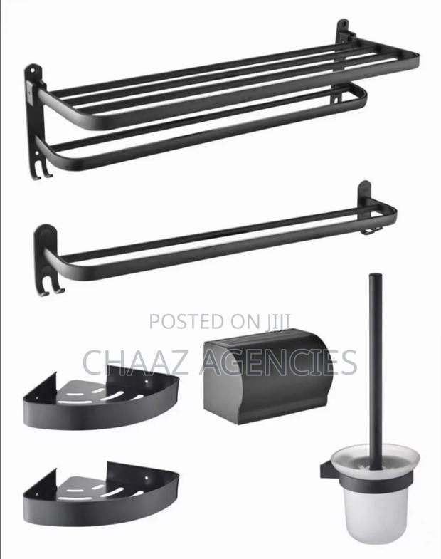 Bathroom Accesories - thumbnail 2