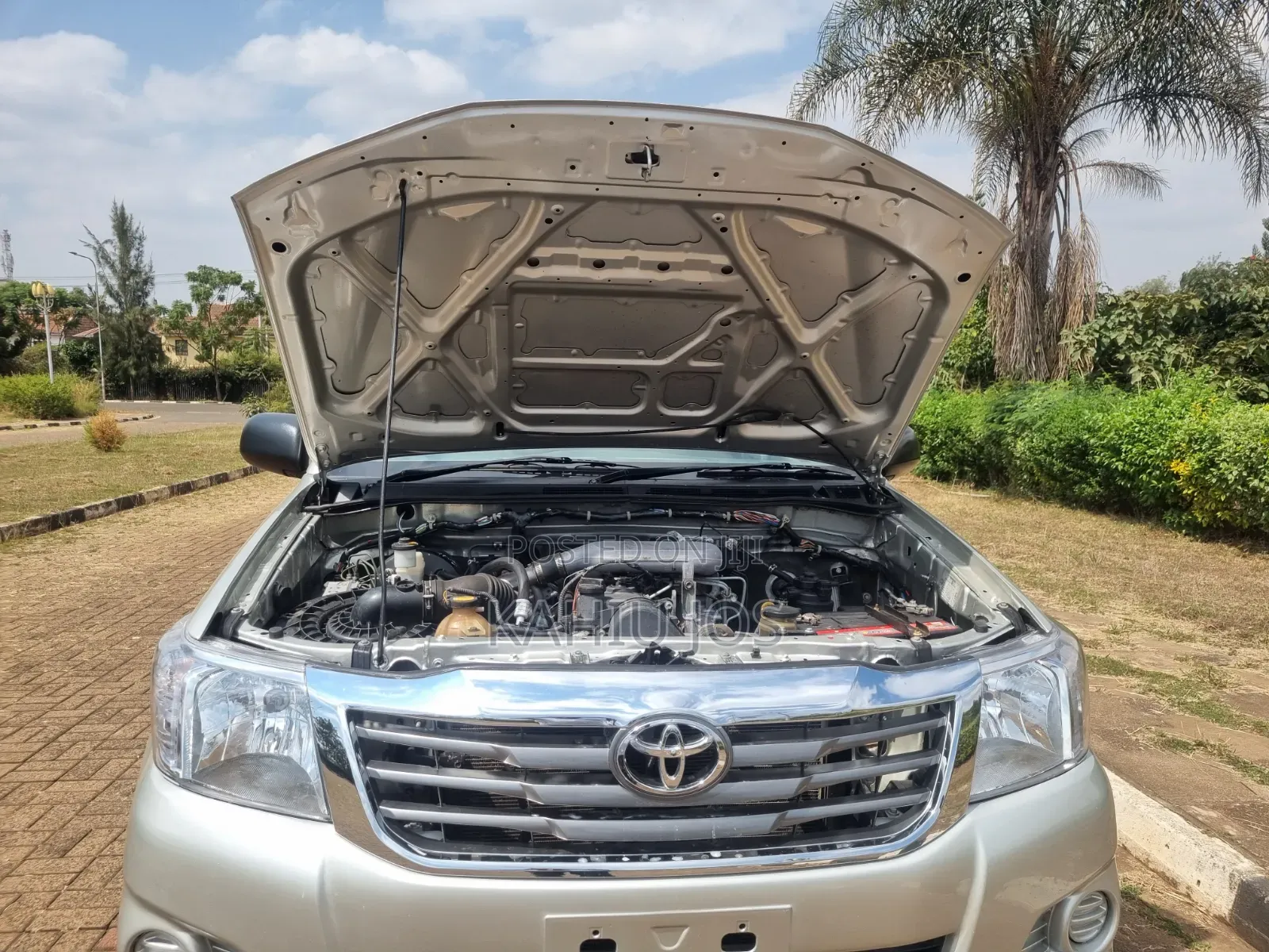 Toyota Hilux 2009 Silver