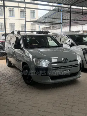 Toyota Probox 1.5 GL 2WD 2019 Burgundy