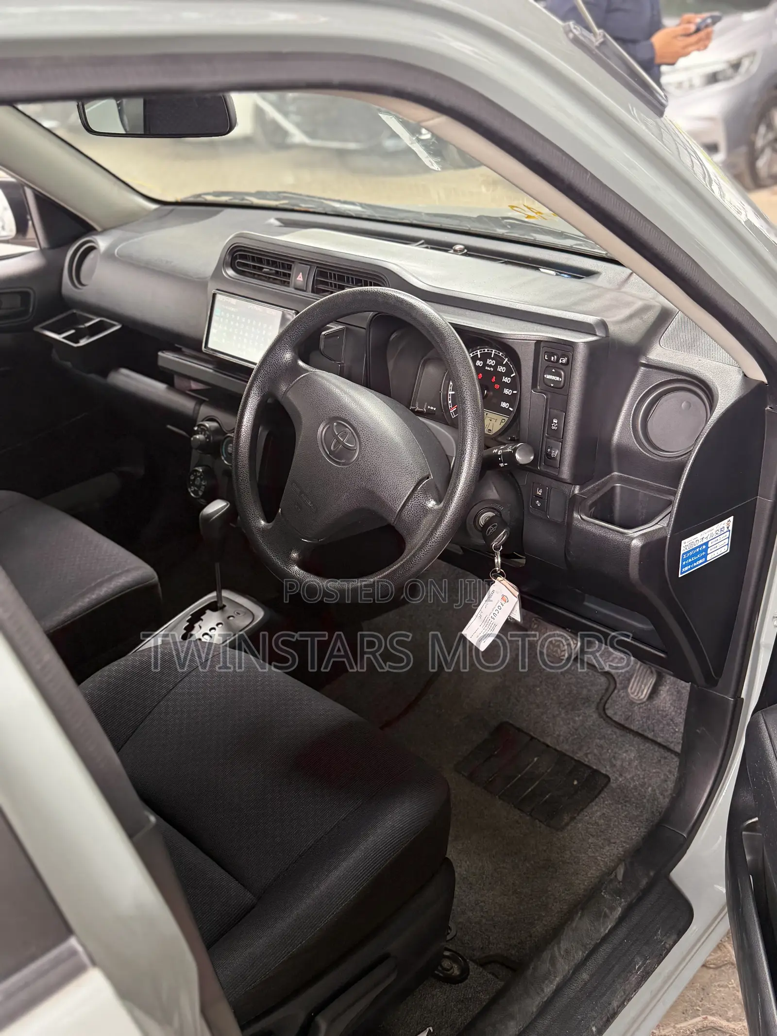 Toyota Probox 1.5 GL 2WD 2019 Burgundy