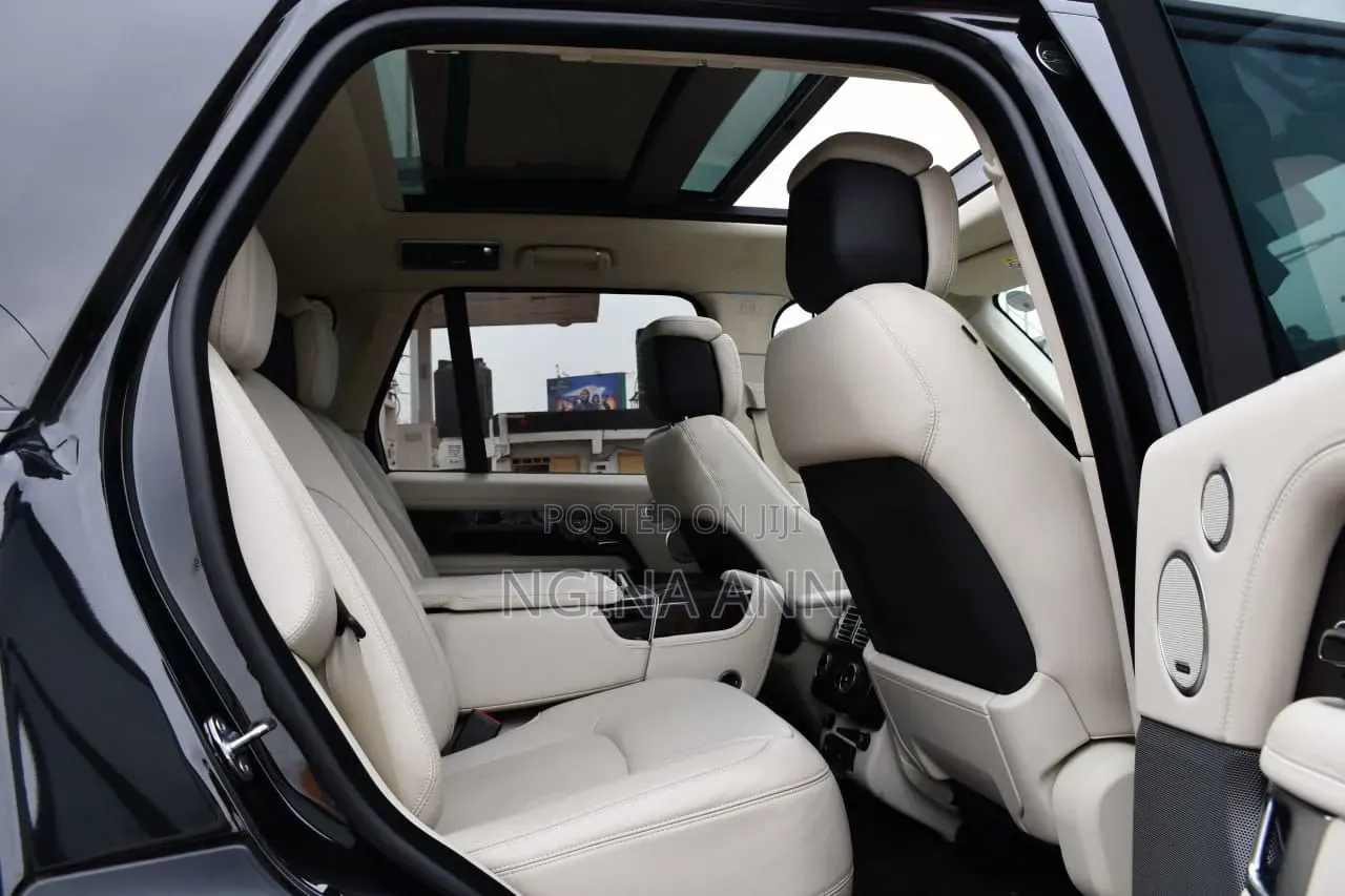 Land Rover Range Rover Vogue 2019 Black